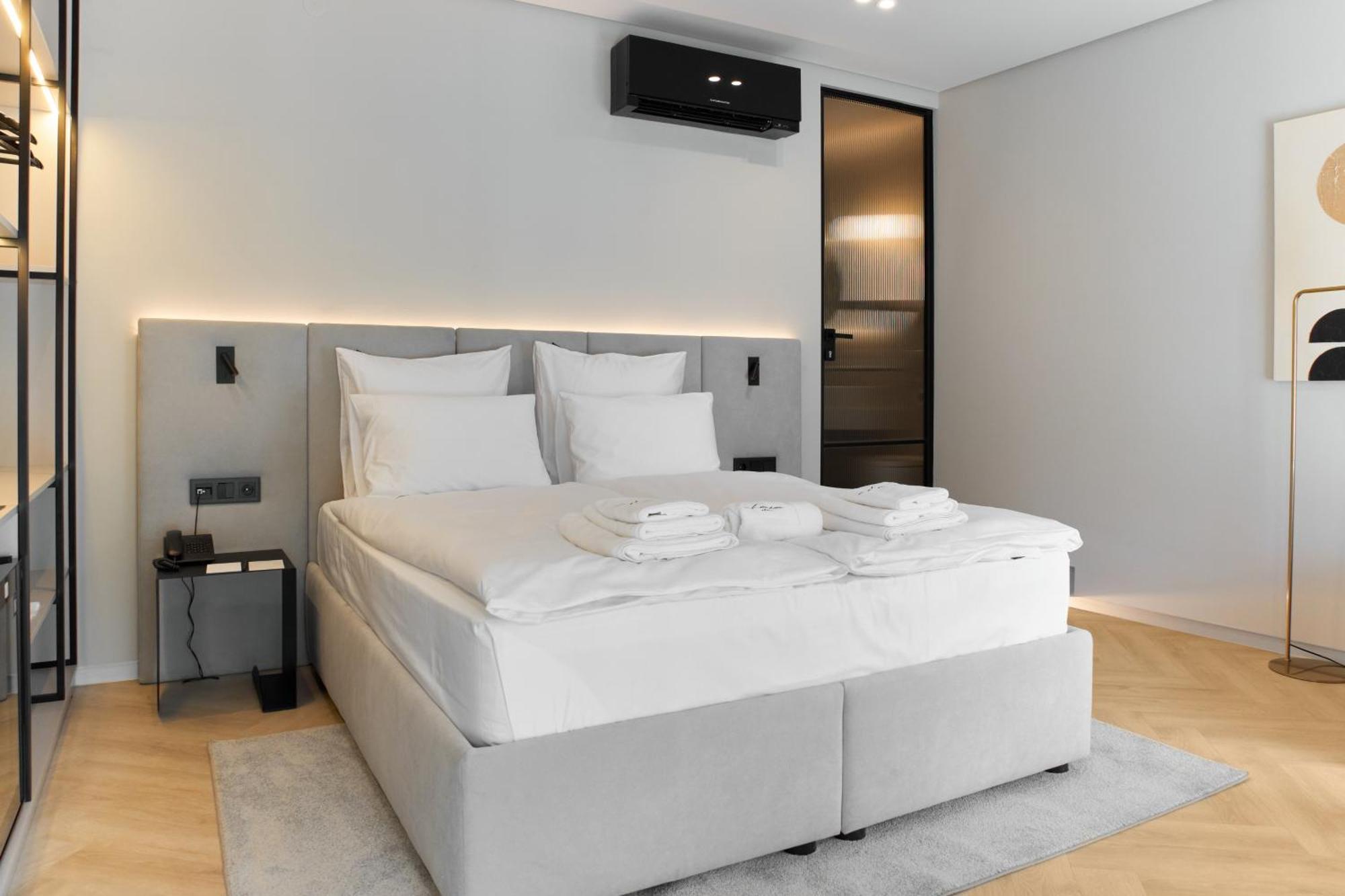 Hotel Laudon ウージュホロド 部屋 写真