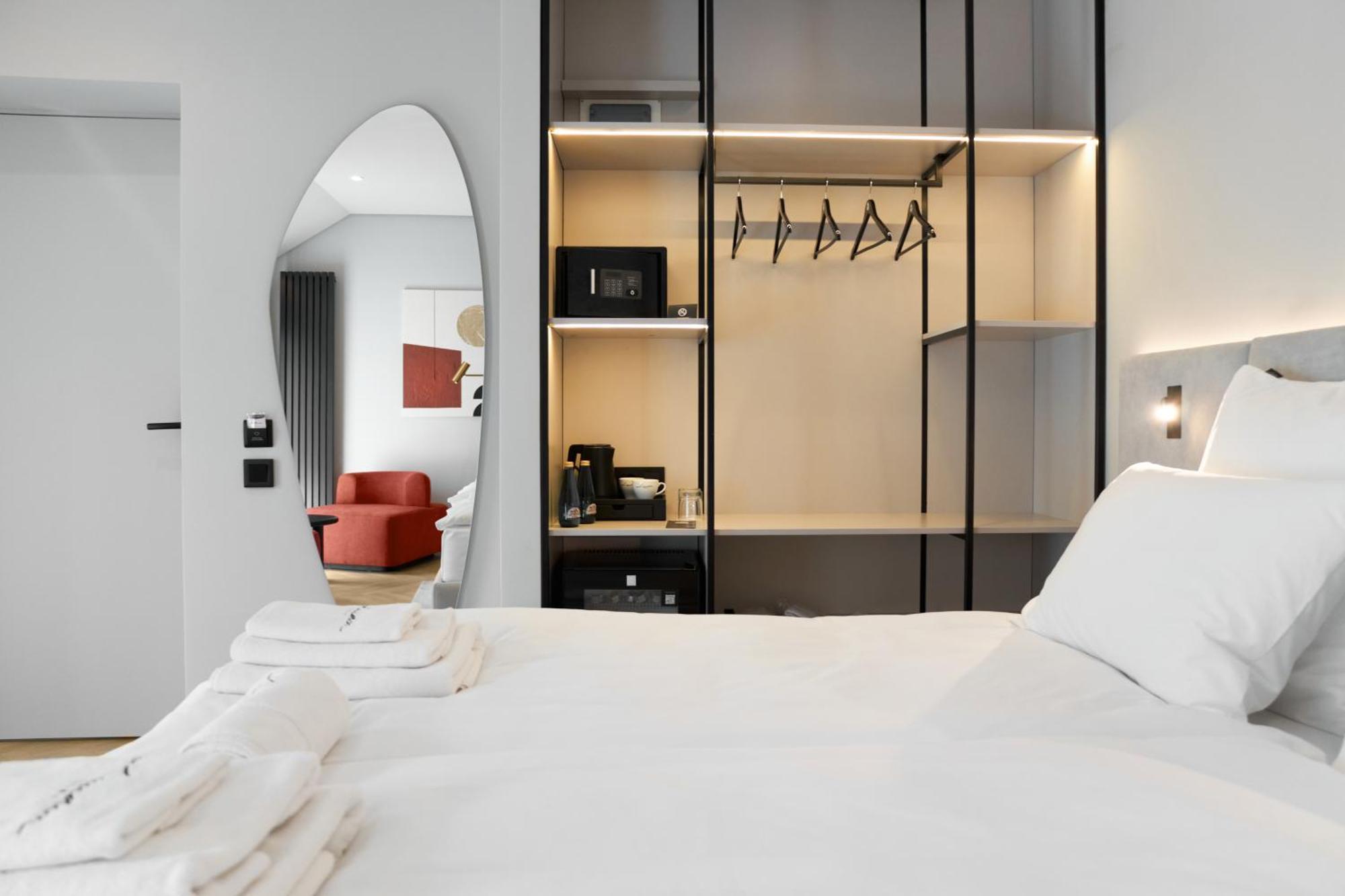 Hotel Laudon ウージュホロド エクステリア 写真