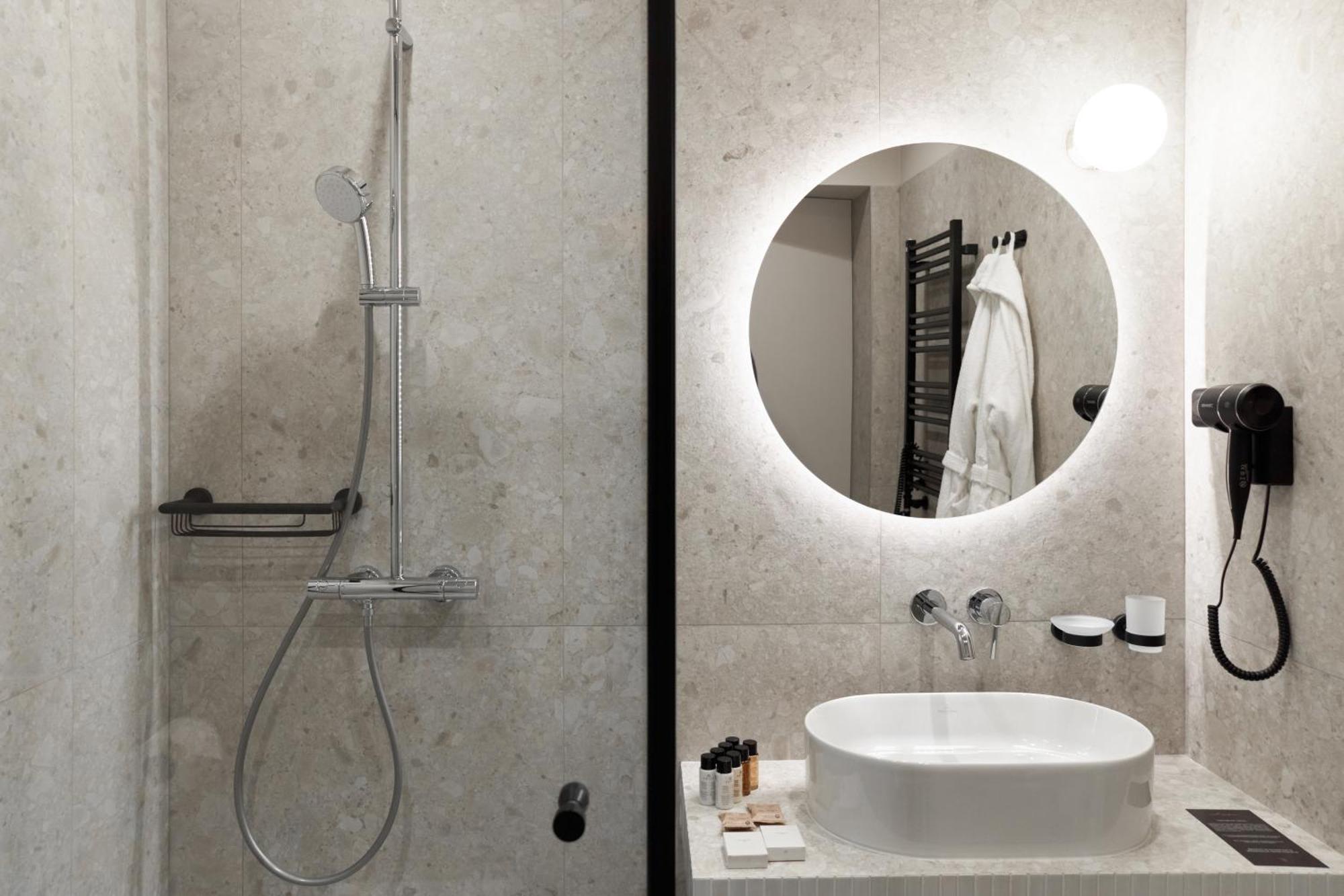 Hotel Laudon ウージュホロド エクステリア 写真